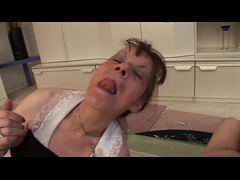 ❤️ Dve babici in en dedek imajo seks v troje ❤❌ Kvalitetni seks na sl.pornokey.ru